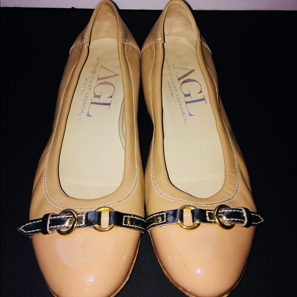 💛 AGL tan flats 💛